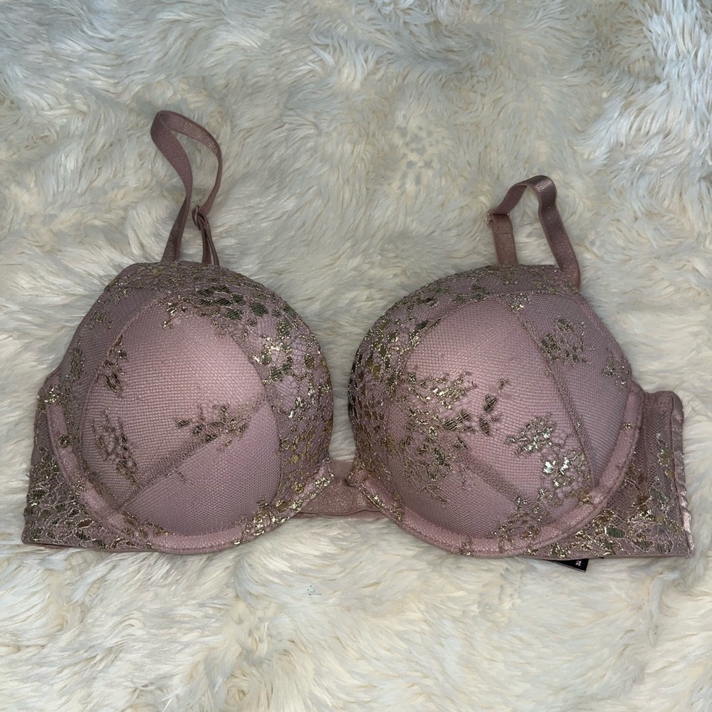 Victoria's Secret bombshell Mauve and Gold Lace Bra push up 32c